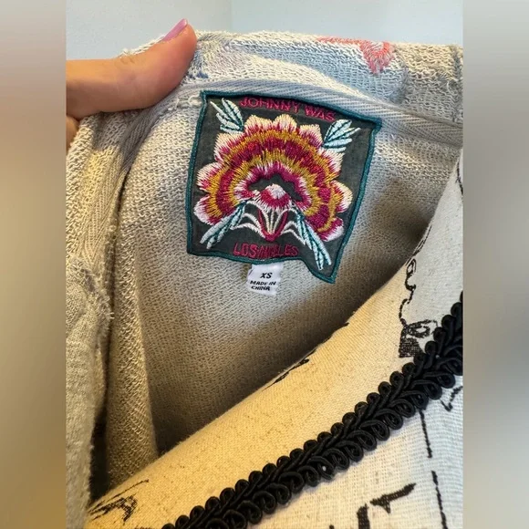 Johnny Was Elly Tiered Embroidered Zip Hoodie – Size Extra